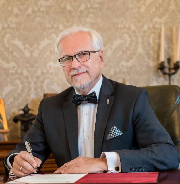 dr hab. inż. Andrzej Chochół, prof. UEK